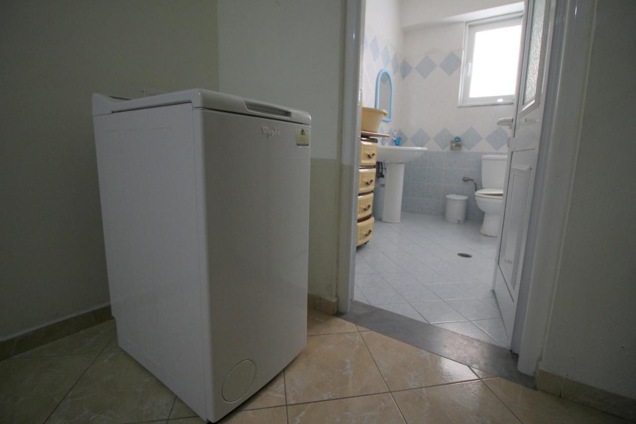 Mona'S Apartments Саранде Екстериор снимка